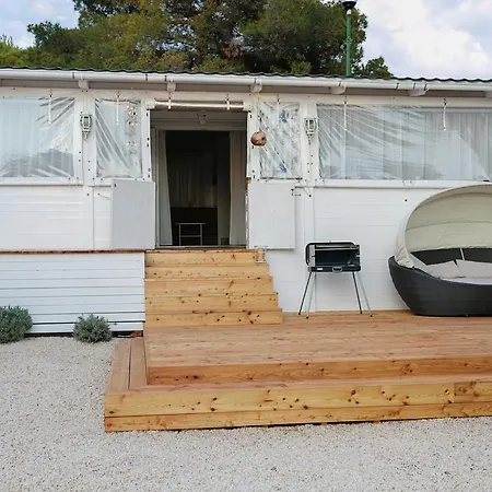 Mobile Homes With Terrace Village de vacances