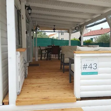 Mobile Homes With Terrace Village de vacances *